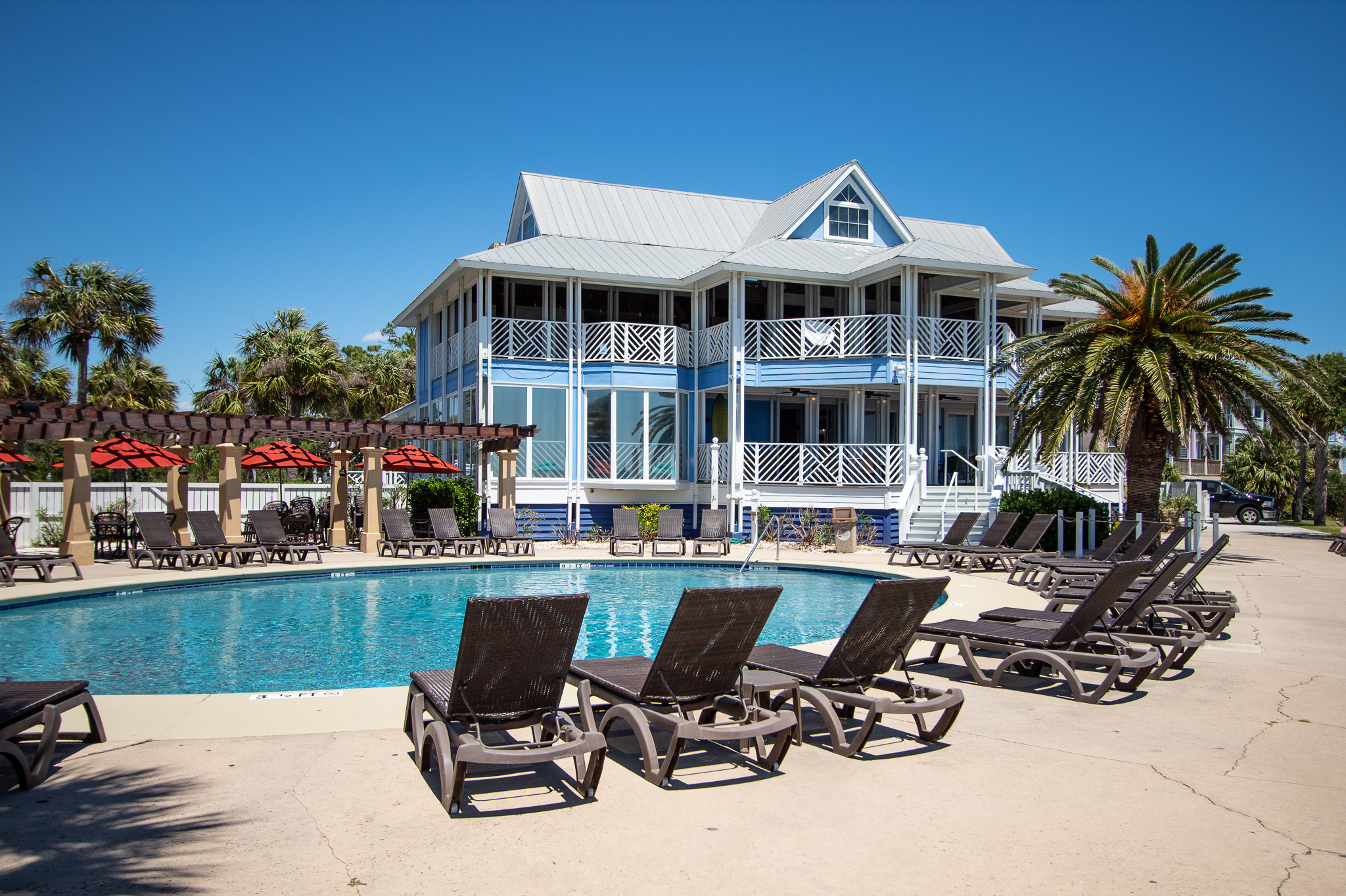 a pool at Fripp Island Resort